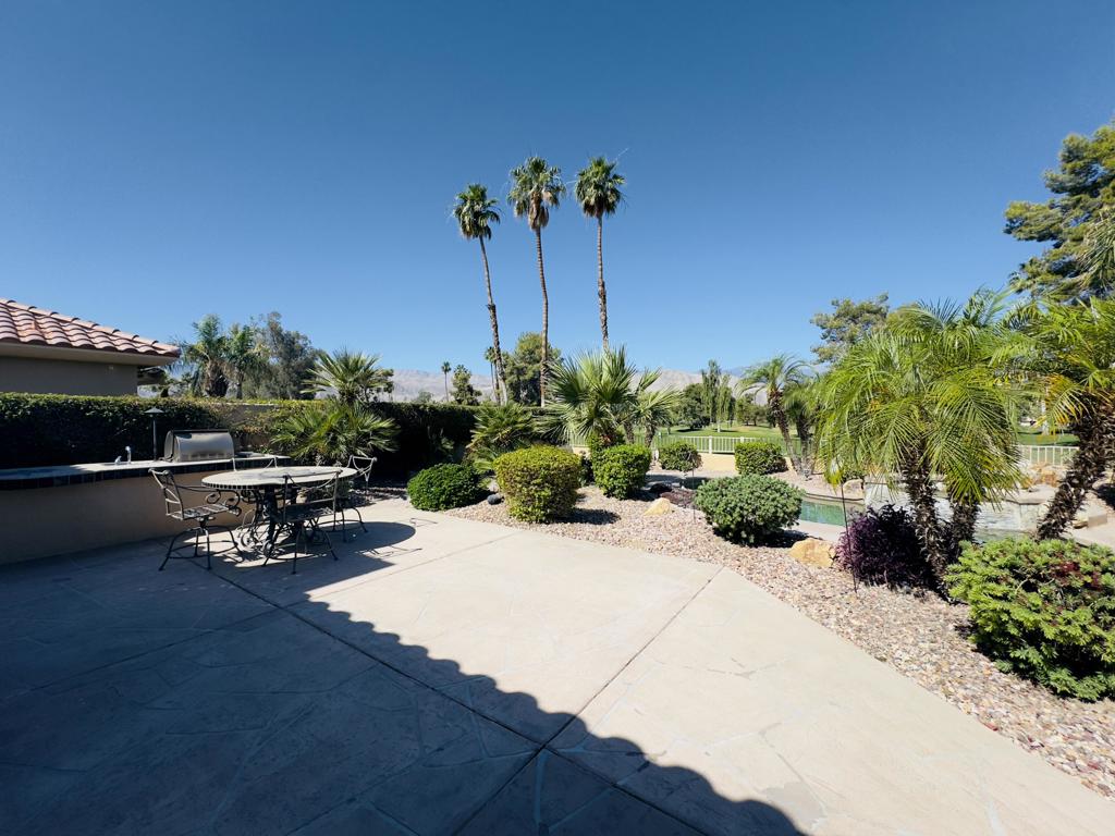 Rancho Mirage C.C. - Residential Lease