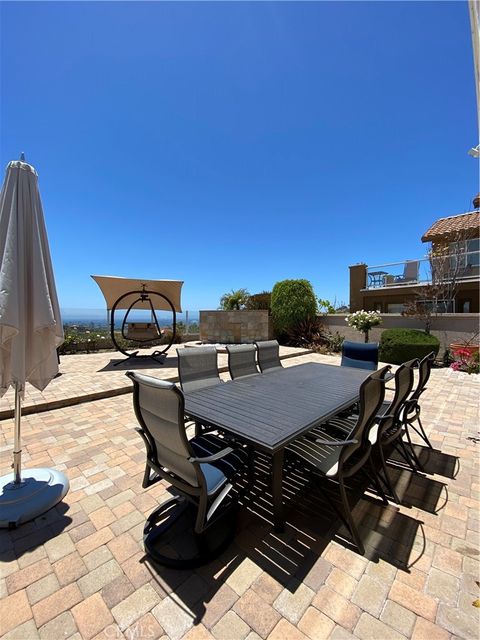 Tiny photo for 25 Ville Franche, Dana Point, CA 92629 (MLS # OC26016164)