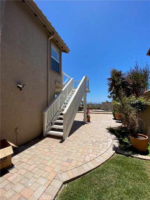 Tiny photo for 25 Ville Franche, Dana Point, CA 92629 (MLS # OC26016164)