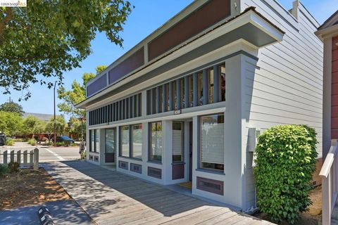 Photo of 820 Delaware ST ST, Berkeley, CA 94710 (MLS # 41135965)
