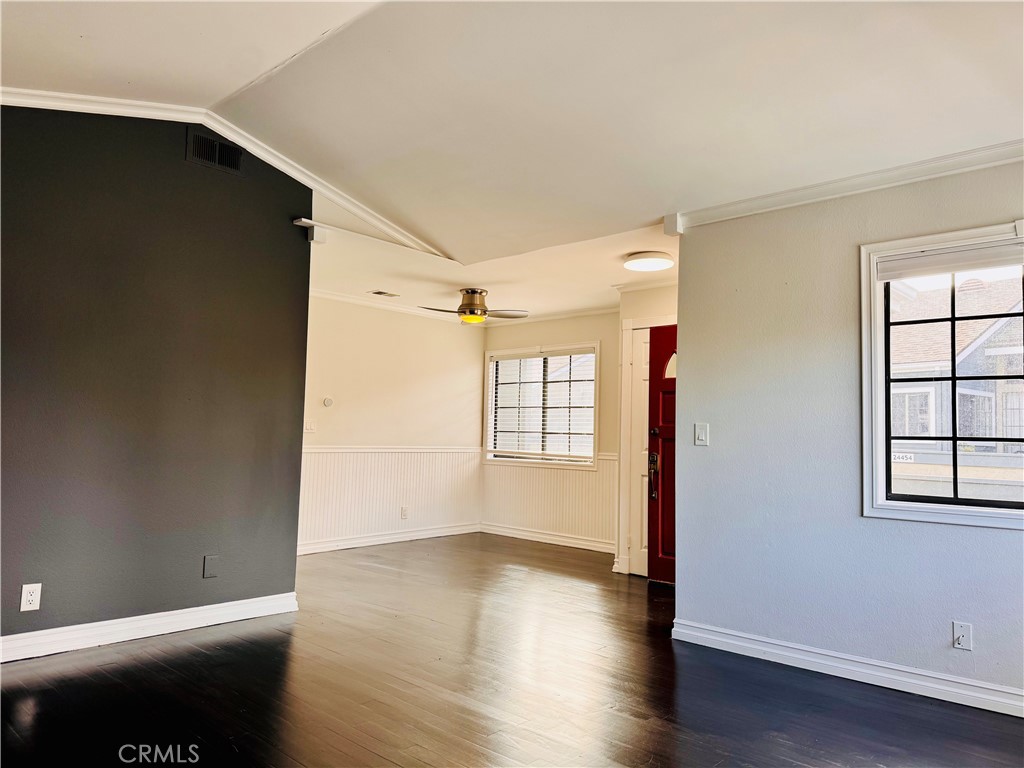 24432 Avenida De Los Ninos 83