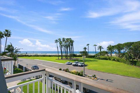 Photo of 22 Montego Ct Ct, Coronado, CA 92118 (MLS # 260002224SD)