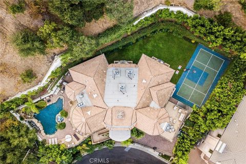 Photo of 1441 Robmar Drive, Beverly Hills, CA 90210 (MLS # SR25230928)