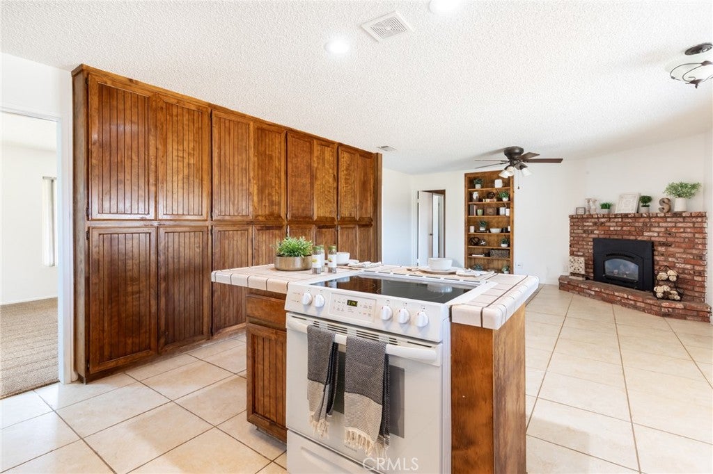 57944 Ivanhoe Drive