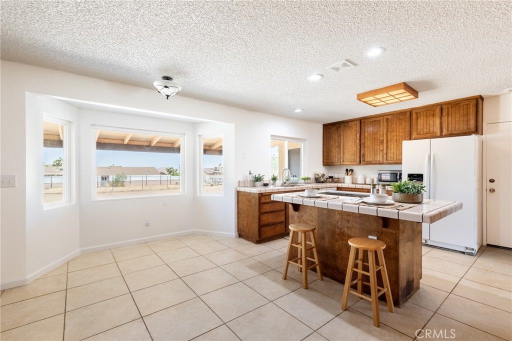 57944 Ivanhoe Drive