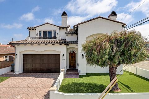 Photo of 2200 Nelson Avenue, Redondo Beach, CA 90278 (MLS # PV25164865) Photo of 2200 Nelson Avenue, Redondo Beach, CA 90278 (MLS # PV25164865)