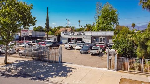 Photo of 915 - 929 E Mission Boulevard Blvd, Pomona, CA 91766 (MLS # CV25269998)