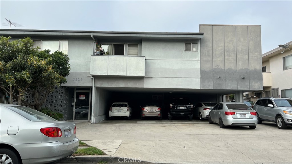 Properties 1 3525 Jasmine Avenue