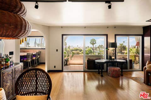 Photo of 7560 Hollywood Boulevard #PH409, Los Angeles, CA 90046 (MLS # 26873359)