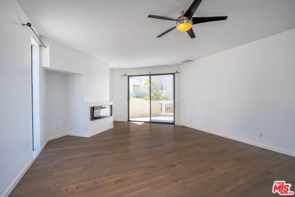 7301 Vista Del Mar B105