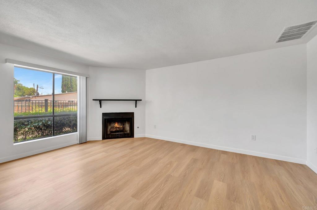 12553 Mapleview 15