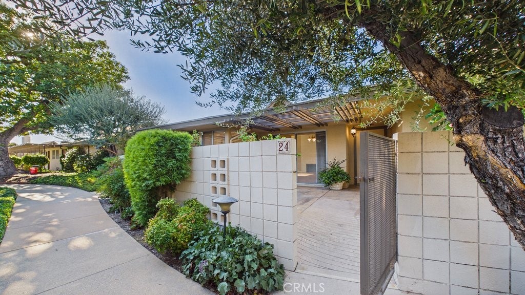 1225 N Granada Avenue 24