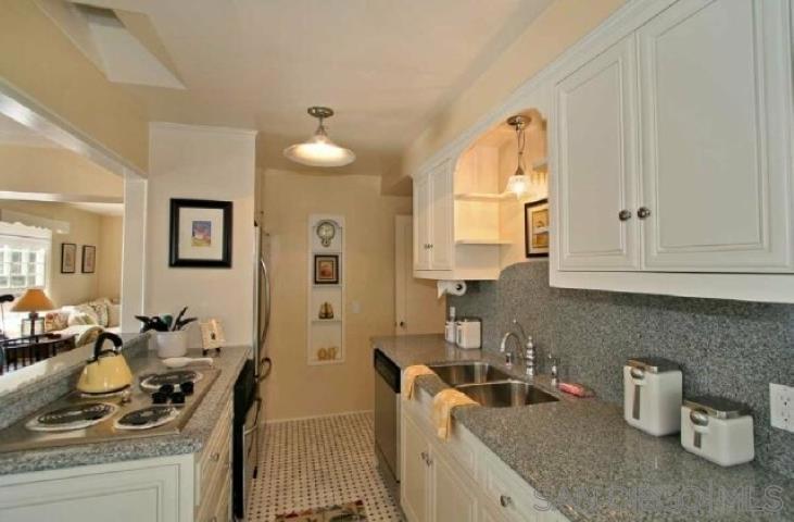 La Jolla - Residential Lease