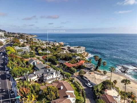 Photo of 31512 Bluff DR, Laguna Beach, CA 92651 (MLS # OC26117131)