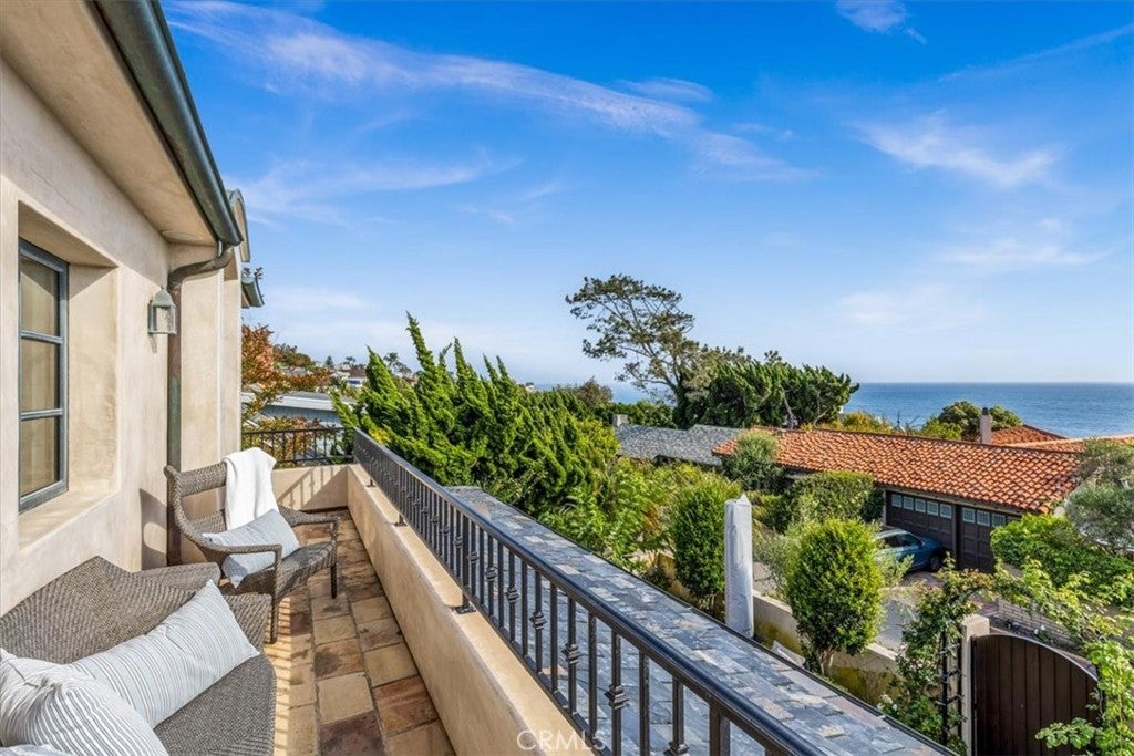 31512 Bluff, Laguna Beach CA 92651 - Photo 37