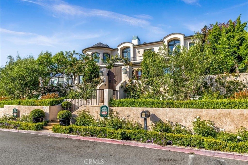 31512 Bluff, Laguna Beach CA 92651 - Photo 64