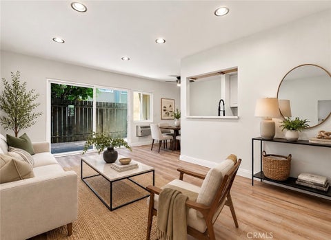 Photo of 4812 Hollow Corner Rd, Culver City, CA 90230 (MLS # SR26196910)