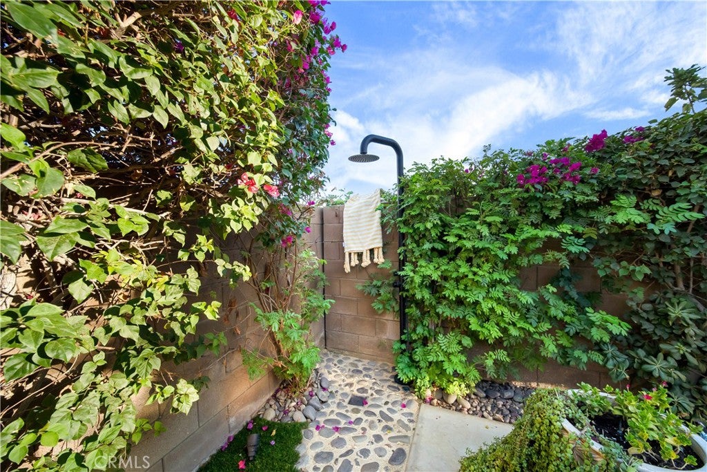 48638 Anastacia Court