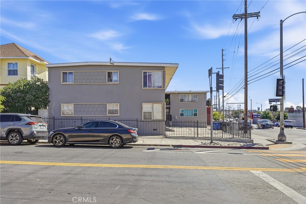 1475 Venice Blvd