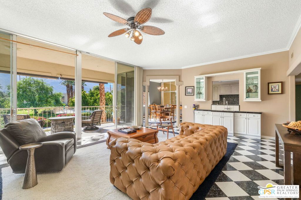 431 Desert Lakes Drive