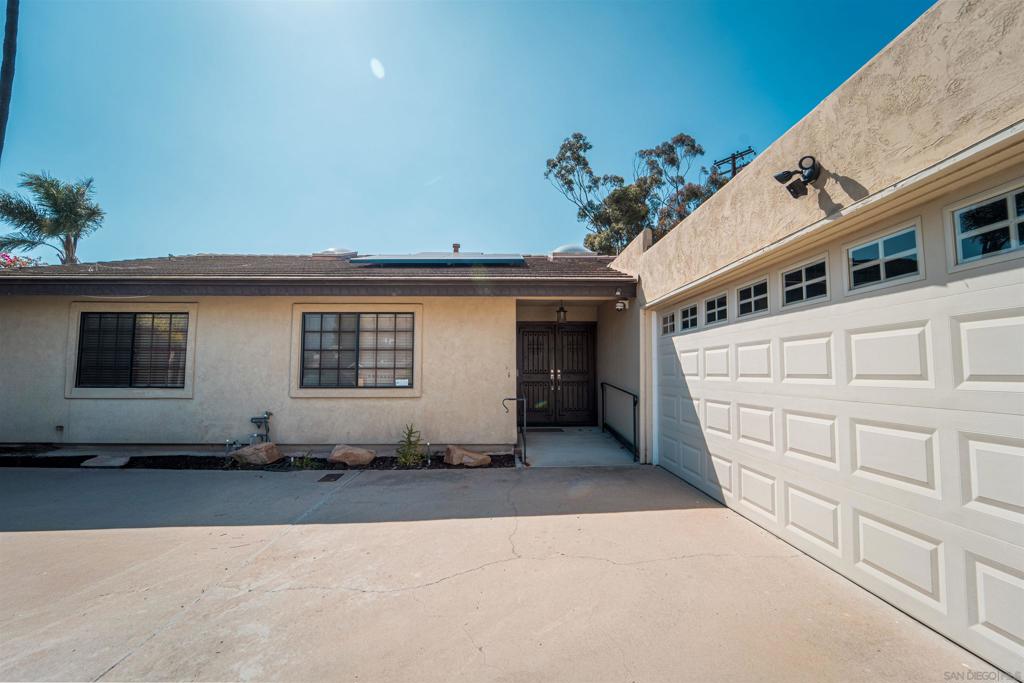 630 Myra Ave