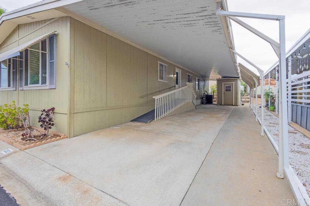 1212 H Street 202