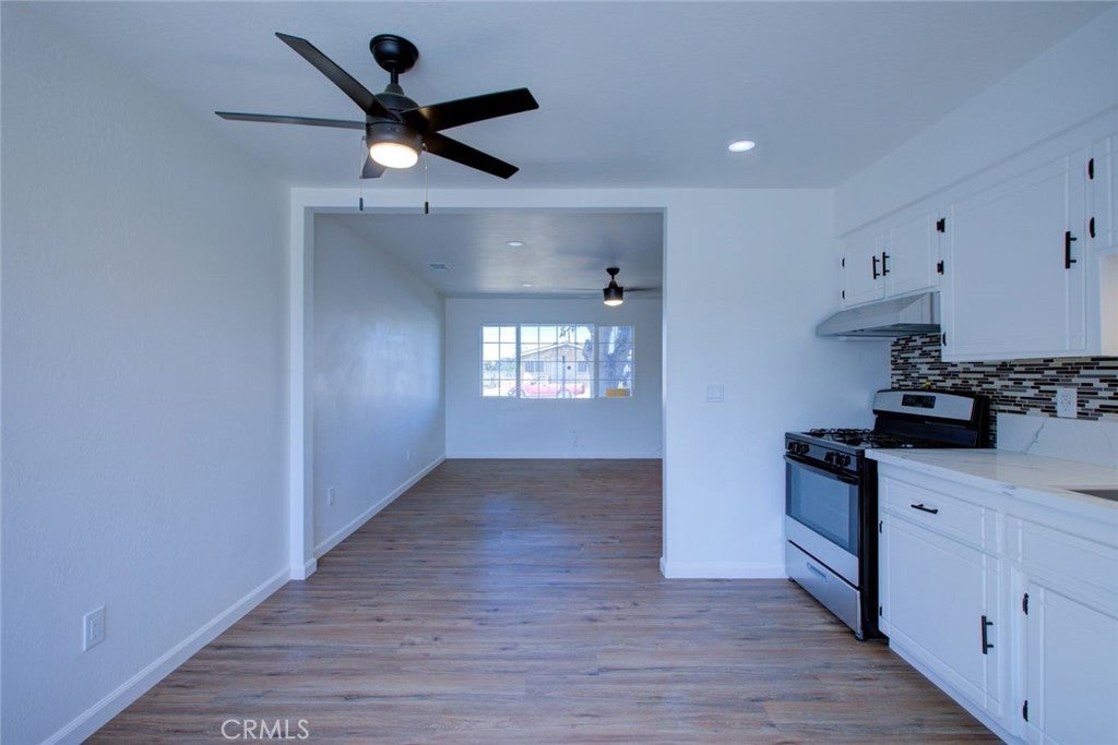 2894 Elm