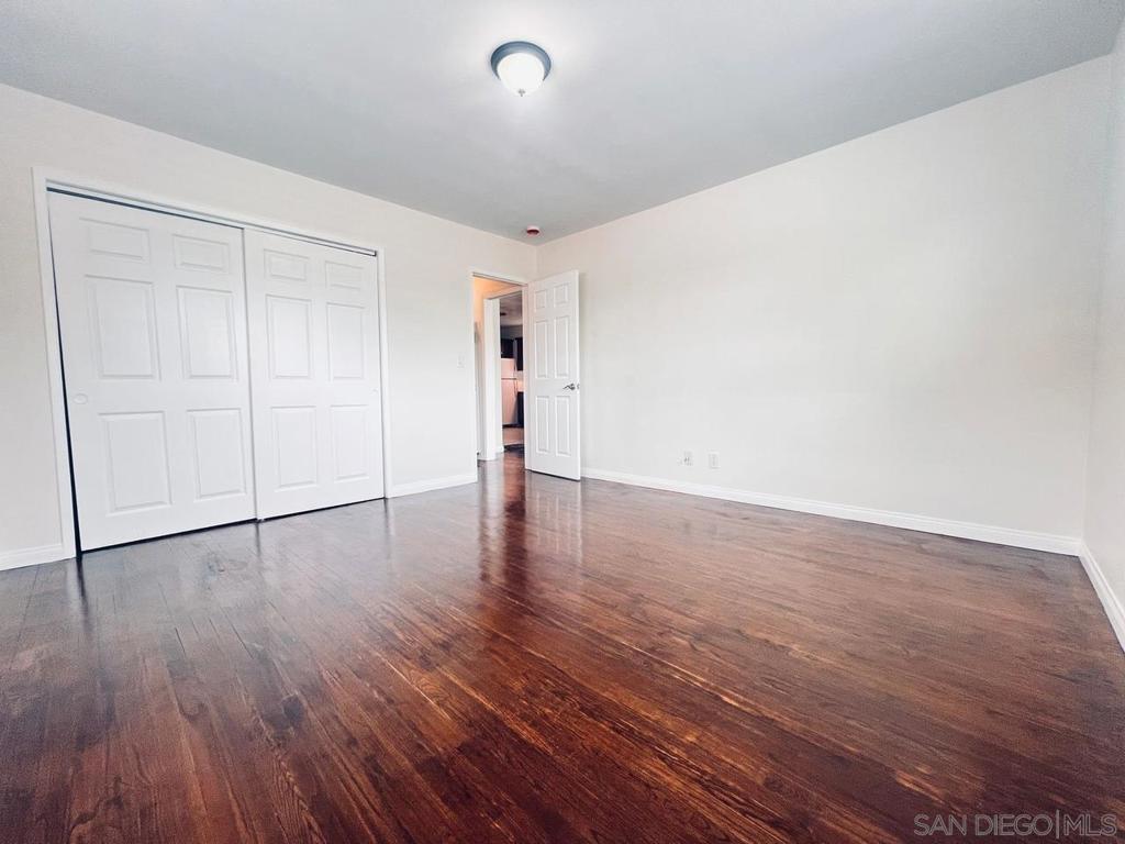422 S Date St.