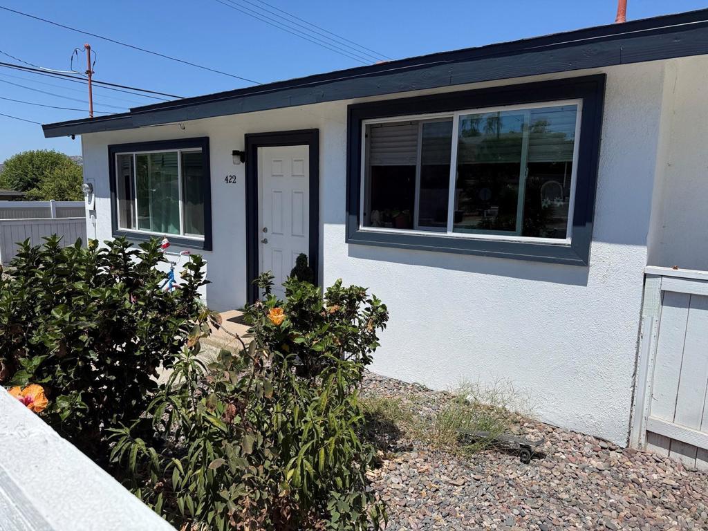 422 S Date St.
