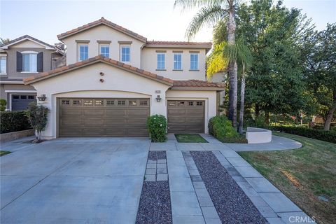 Photo of 4520 Garden City Lane, Corona, CA 92883 (MLS # IG26097248)