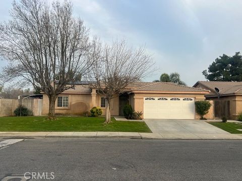 Photo of 603 Calle Del Sol St, Bakersfield, CA 93307 (MLS # SR26026420)