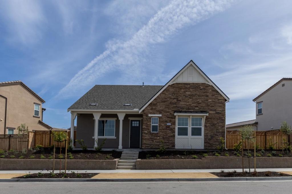 3052 El Capitan Drive