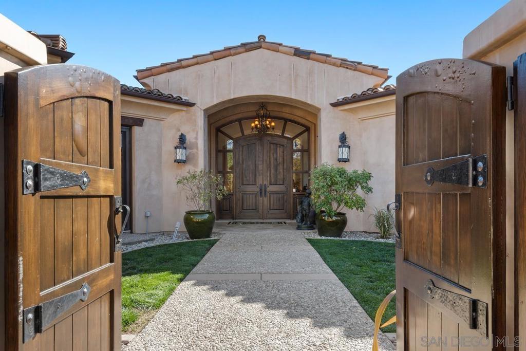 Rancho Santa Fe - Residential