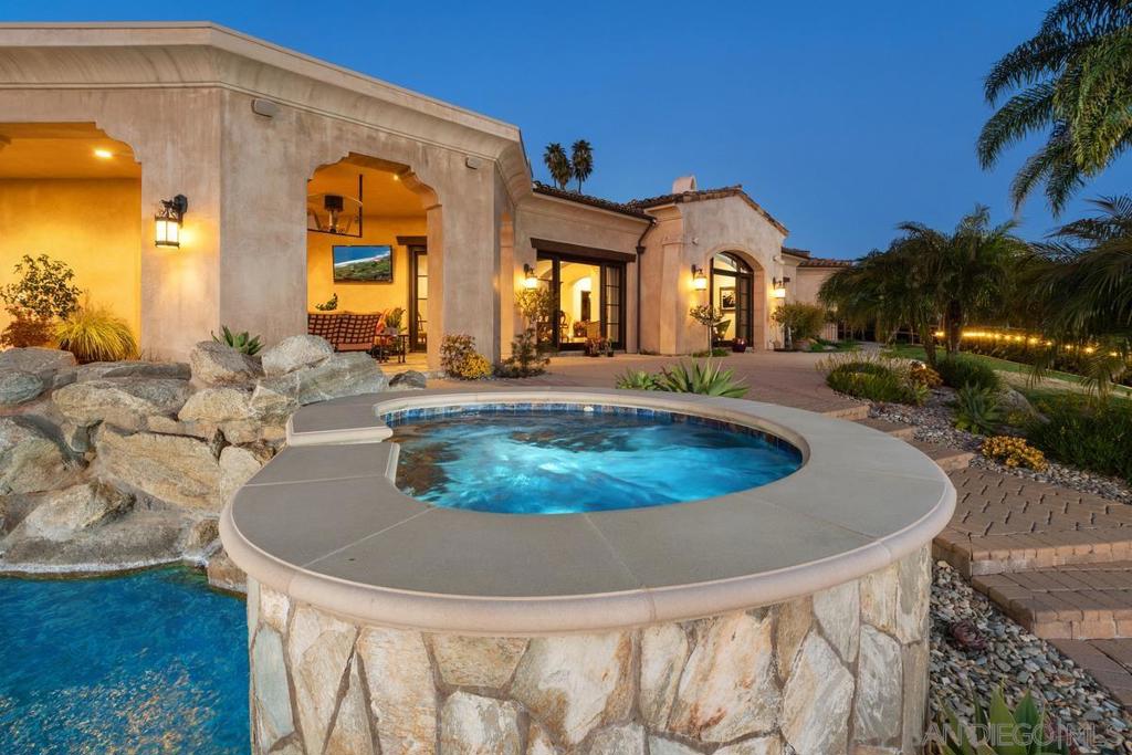 Rancho Santa Fe - Residential