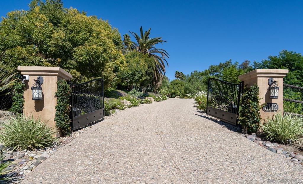 Rancho Santa Fe - Residential