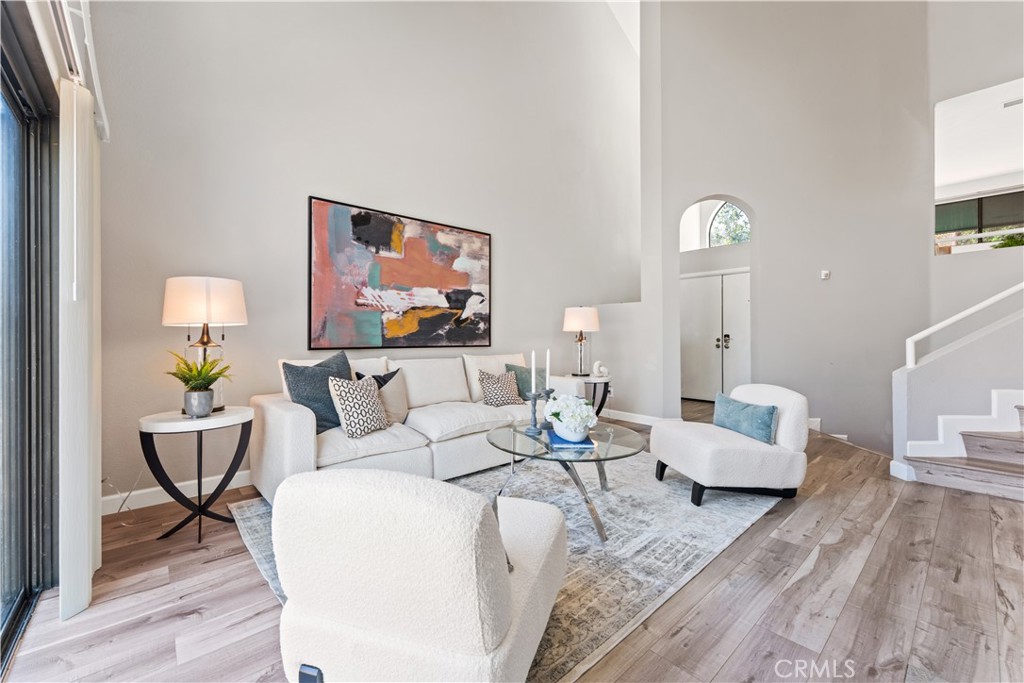 3030 la paz lane c