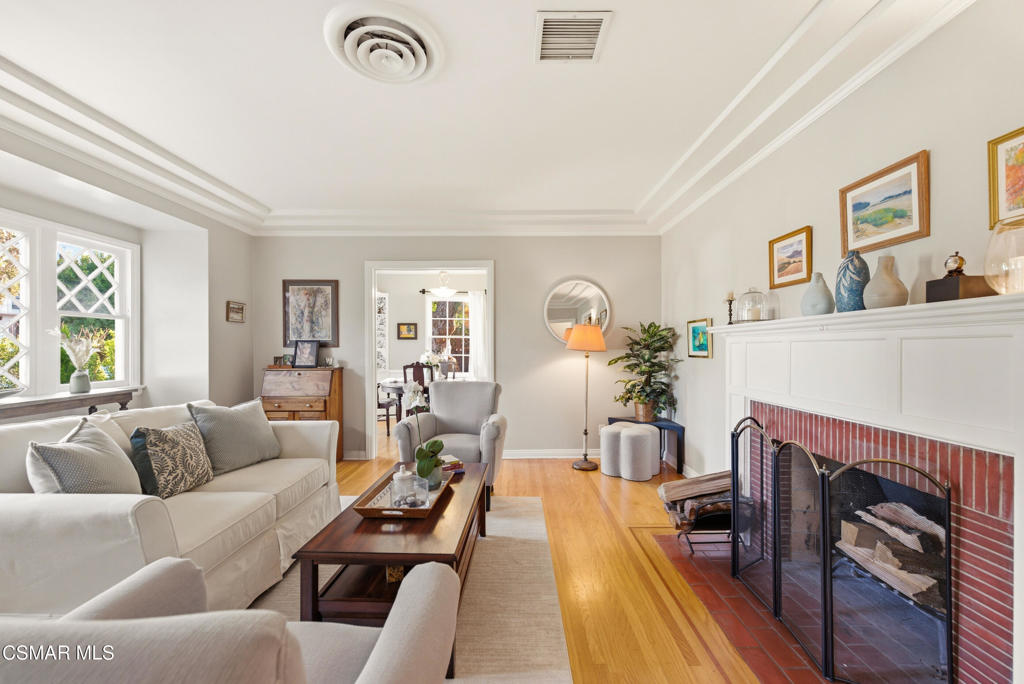 5415 Carpenter Avenue