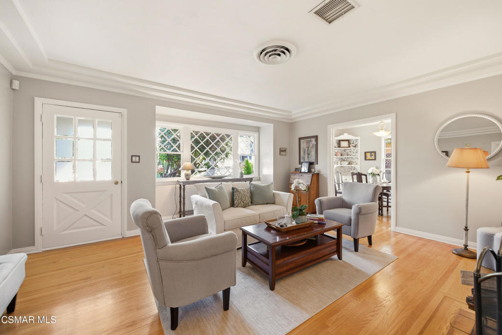 5415 Carpenter Avenue