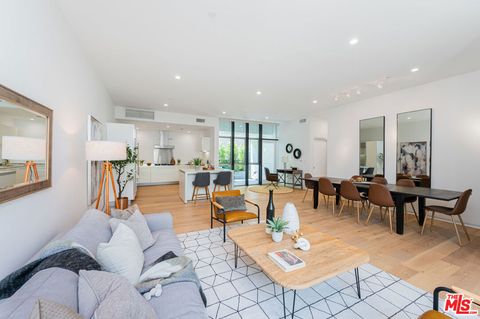 Photo of West Hollywood, CA 90069 (MLS # 26667627)