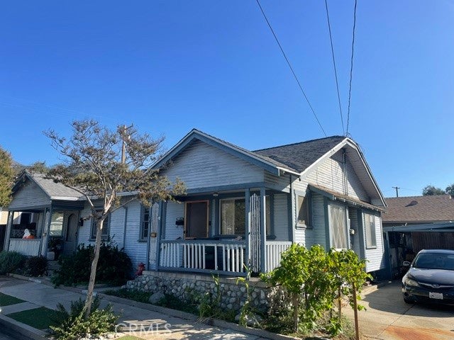 148 N Shamrock