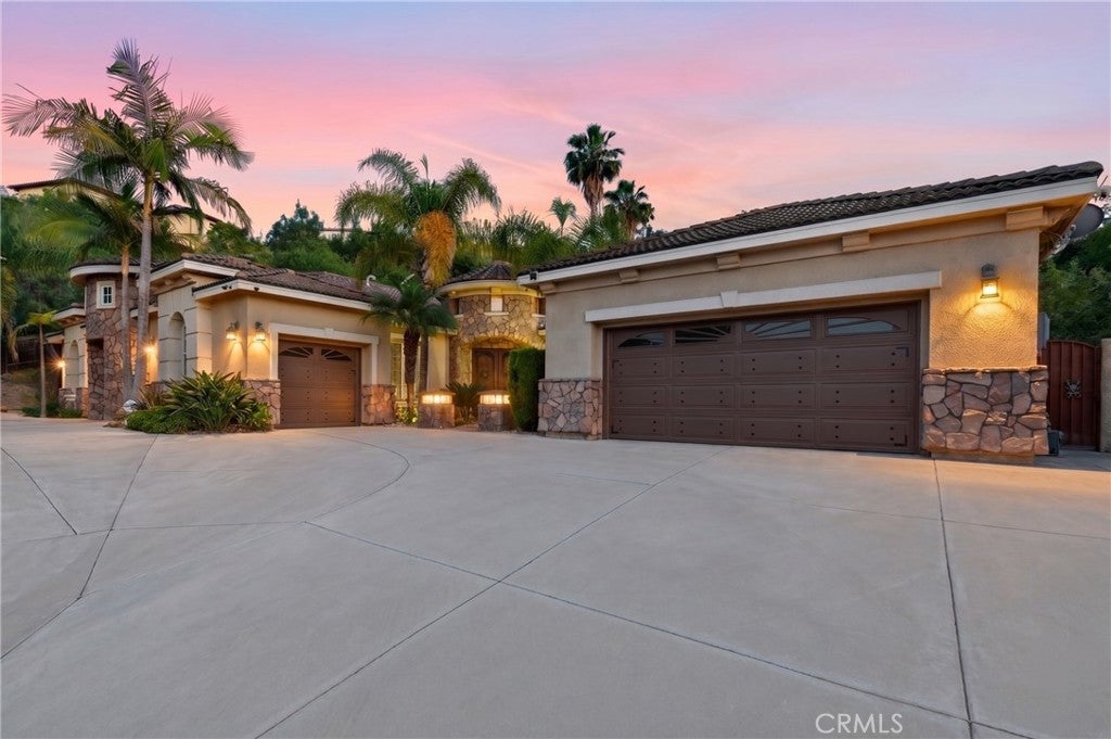 2810 Countrywood Lane