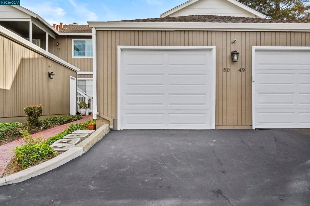 565 Lori Dr 50