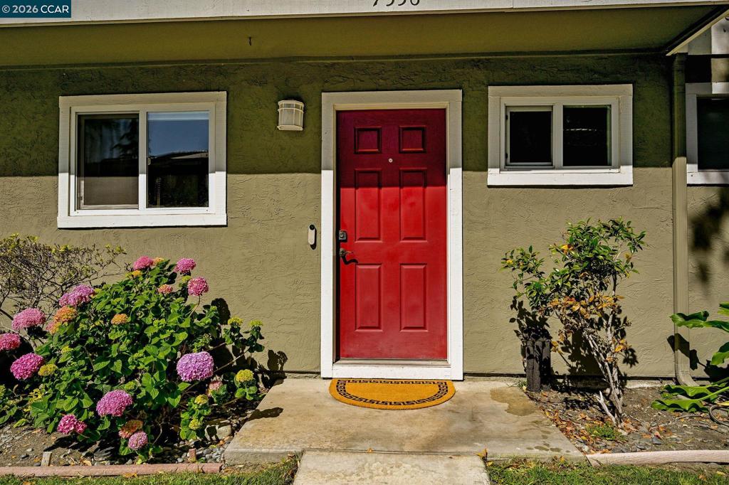 7556 Silvertree Ln #20 LN, Dublin CA 94568
