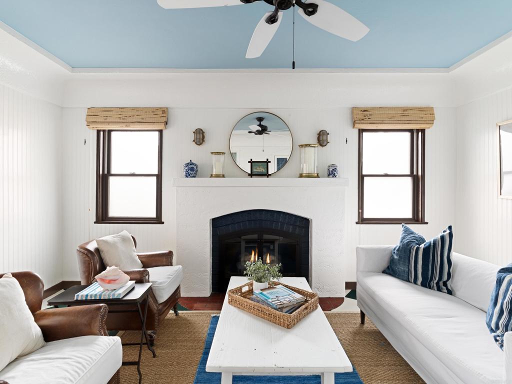 1008 S Ditmar Street