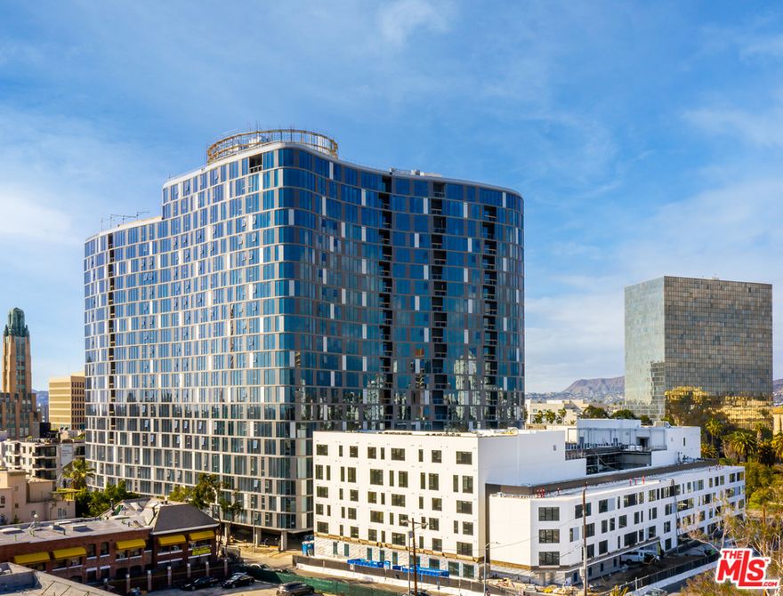 This studio apartment home is available immediately!  Kurve on Wilshire is an iconic new address that is rethinking high-rise living by bringing together designer apartment residences with an acre of elevated rooftop amenities and outdoor spaces. It's the perfect mix of energetic city living balanced by access to the outdoors, an abundance of airy, organic retreats, and a focus on wellness.