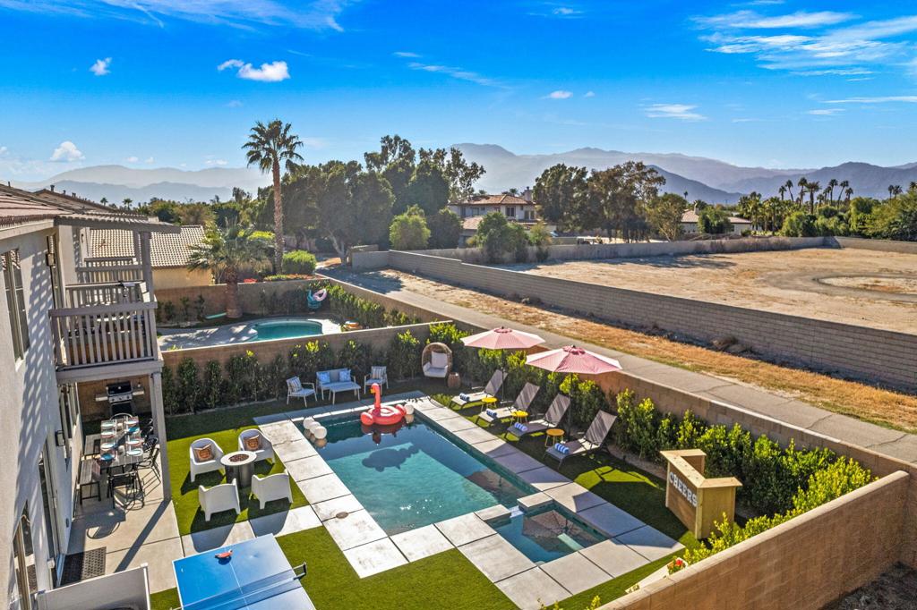 Anastacia - Residential