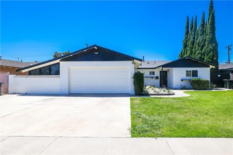 MLS: OC26156907