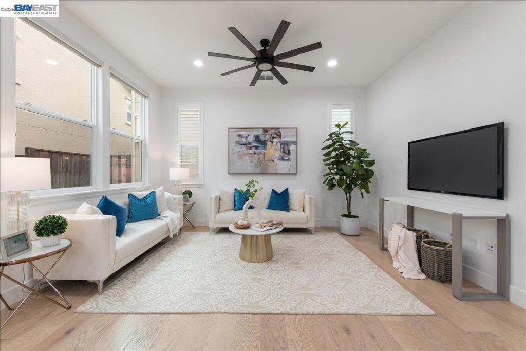 4026 4026 Chalk Hill Way