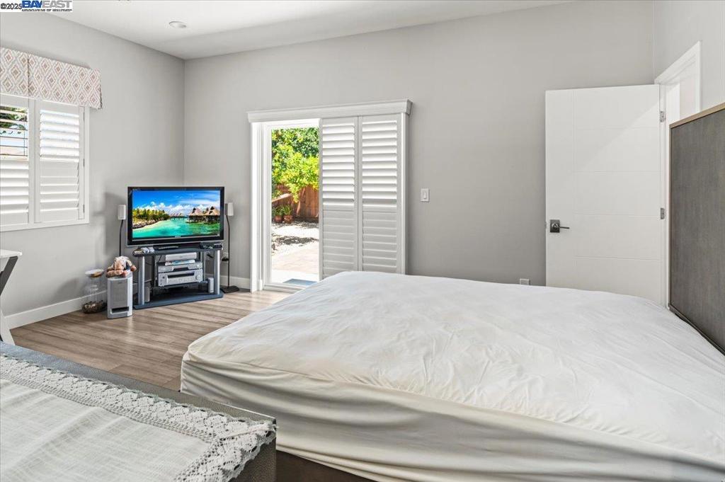 IRVINGTON AREA - Residential