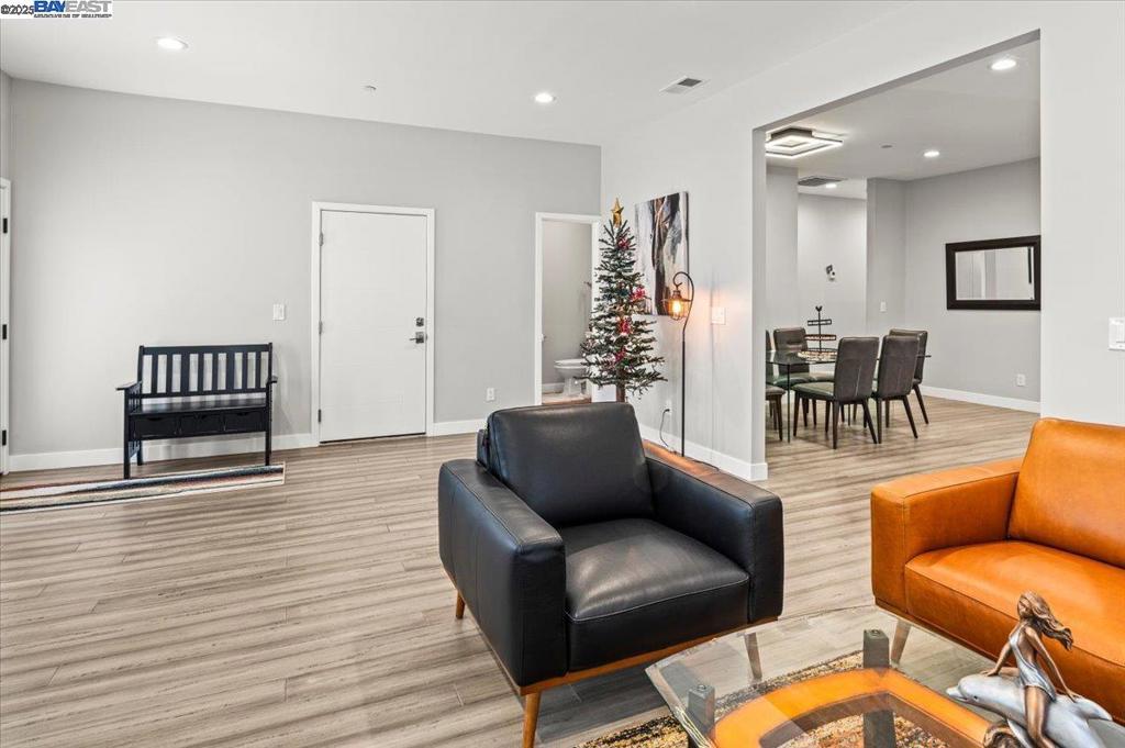 IRVINGTON AREA - Residential